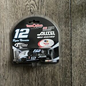 NASCAR Ryan Newman Team Caliber Alltel Racing Diecast Car